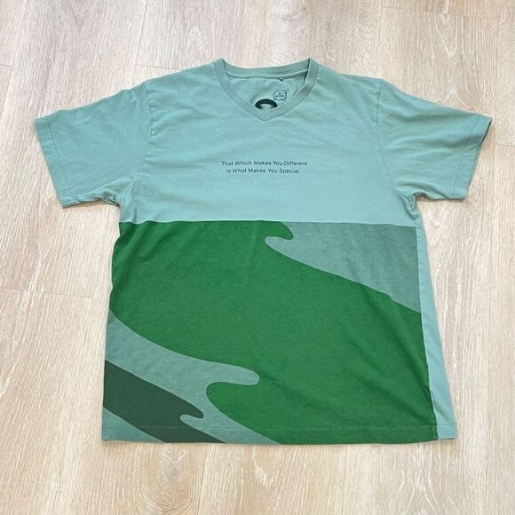 I Am Other x Uniqlo, Pharrell Williams Quote T-Shirt Green Multi Men’s Large - Picture 2 of 8